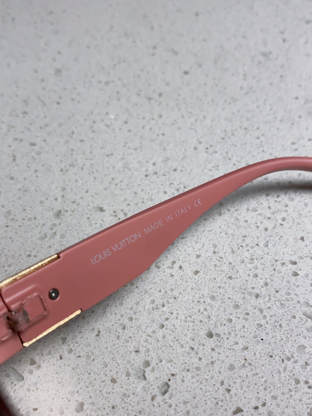 LouisVuittion路易威登 2025新款韩版时尚无框切边大框圆脸墨镜星空边网红防紫外线优雅方形太