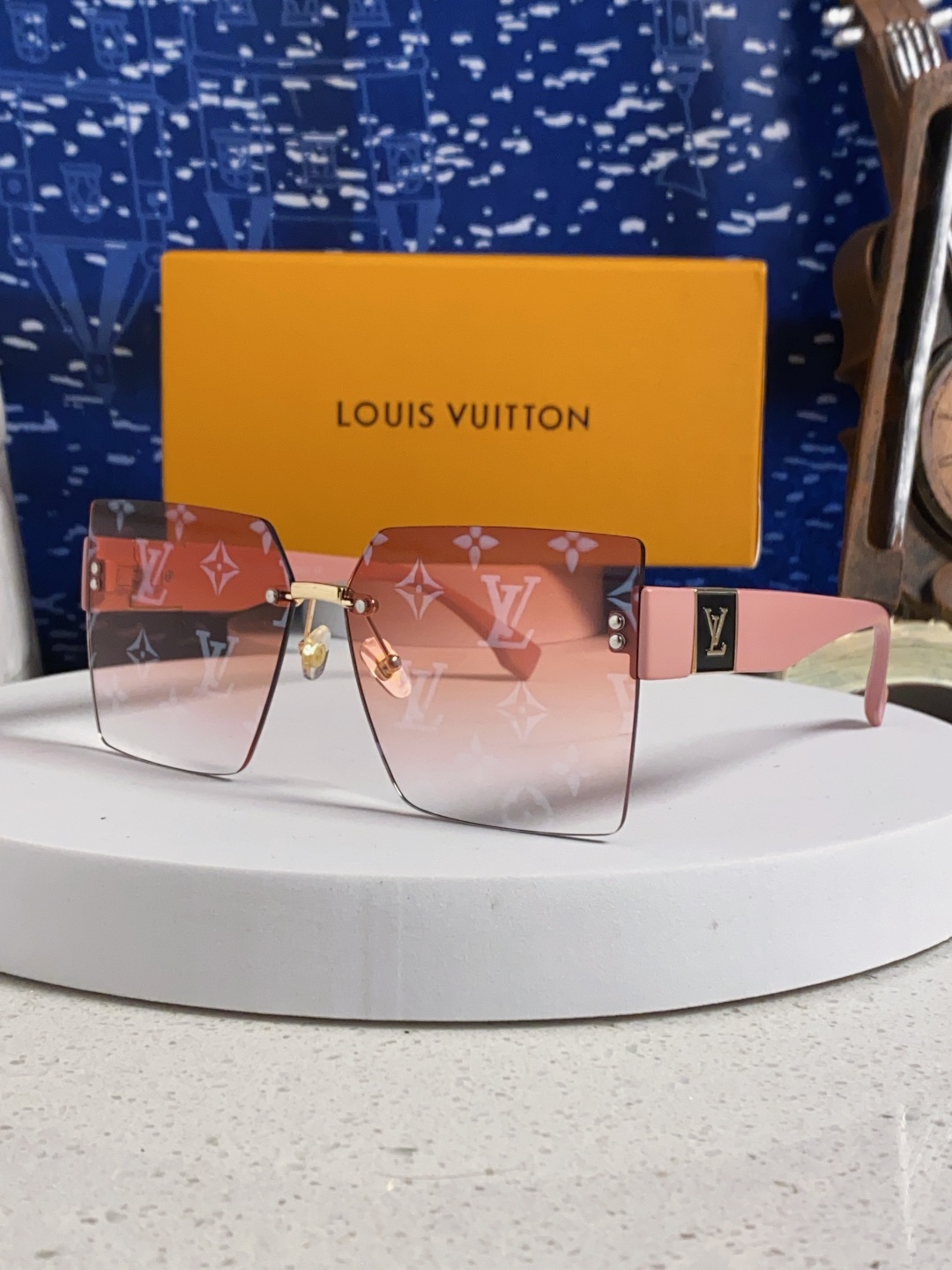 LouisVuittion路易威登 2025新款韩版时尚无框切边大框圆脸墨镜星空边网红防紫外线优雅方形太