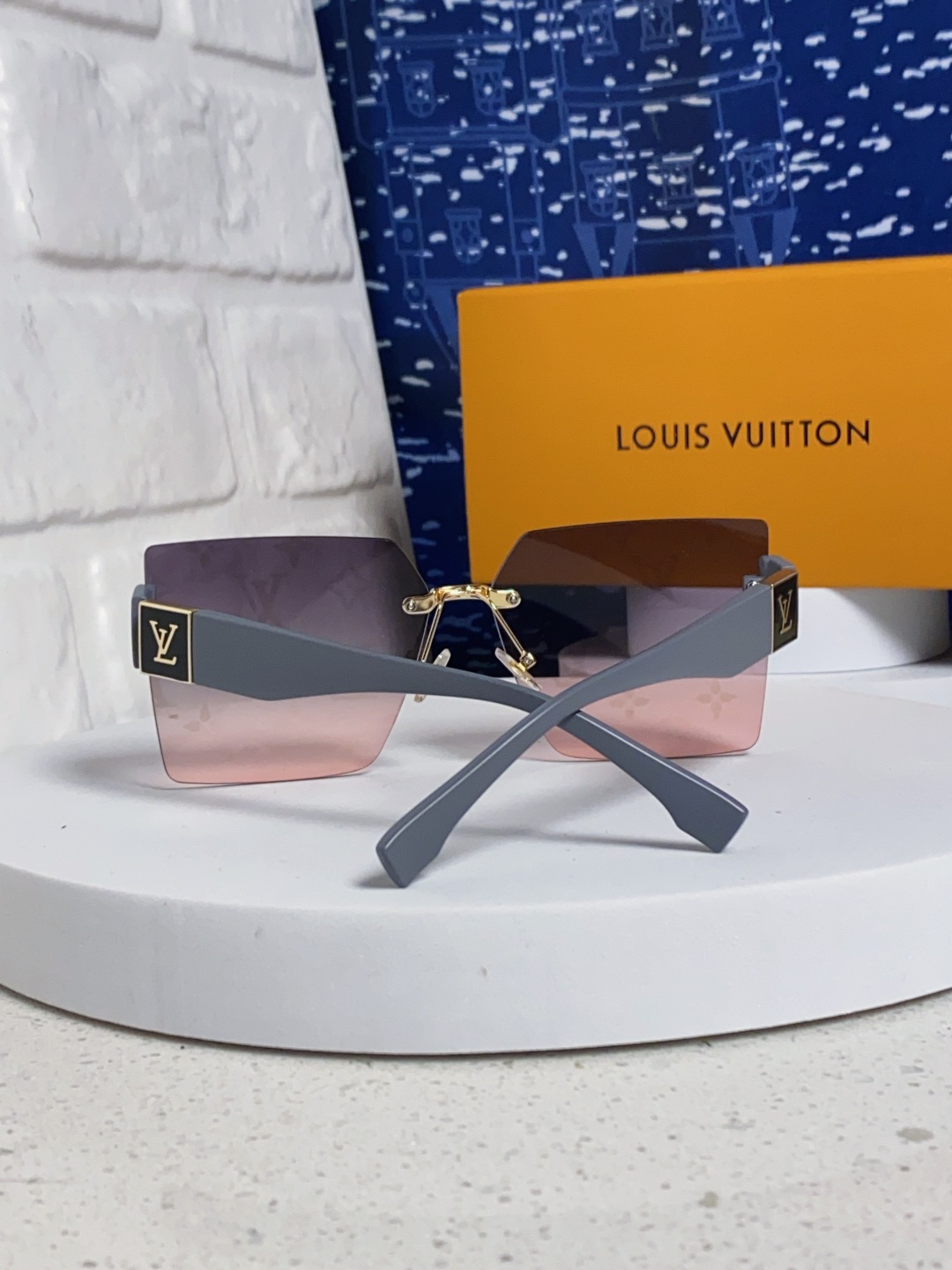 LouisVuittion路易威登 2025新款韩版时尚无框切边大框圆脸墨镜星空边网红防紫外线优雅方形太