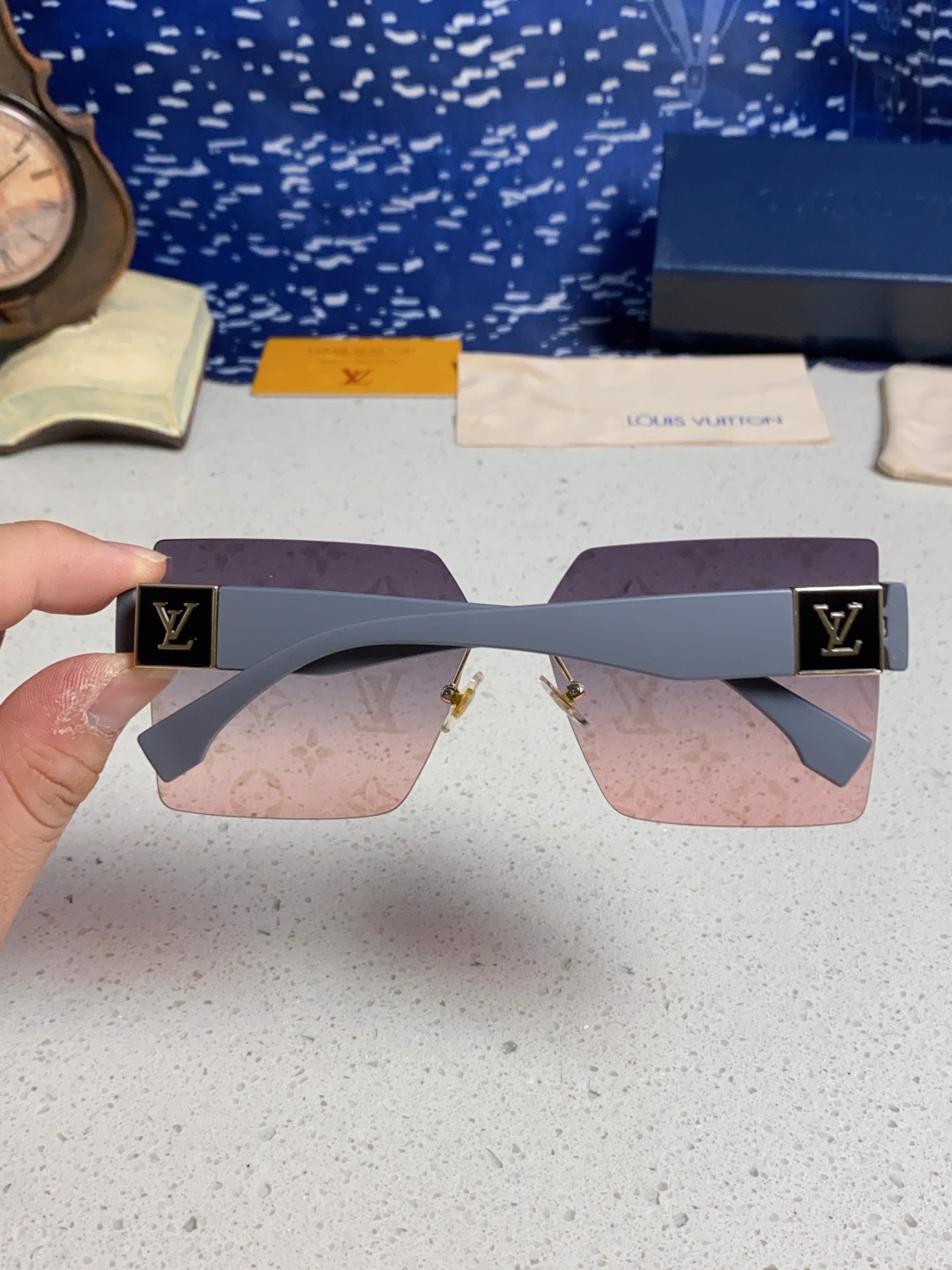 LouisVuittion路易威登 2025新款韩版时尚无框切边大框圆脸墨镜星空边网红防紫外线优雅方形太