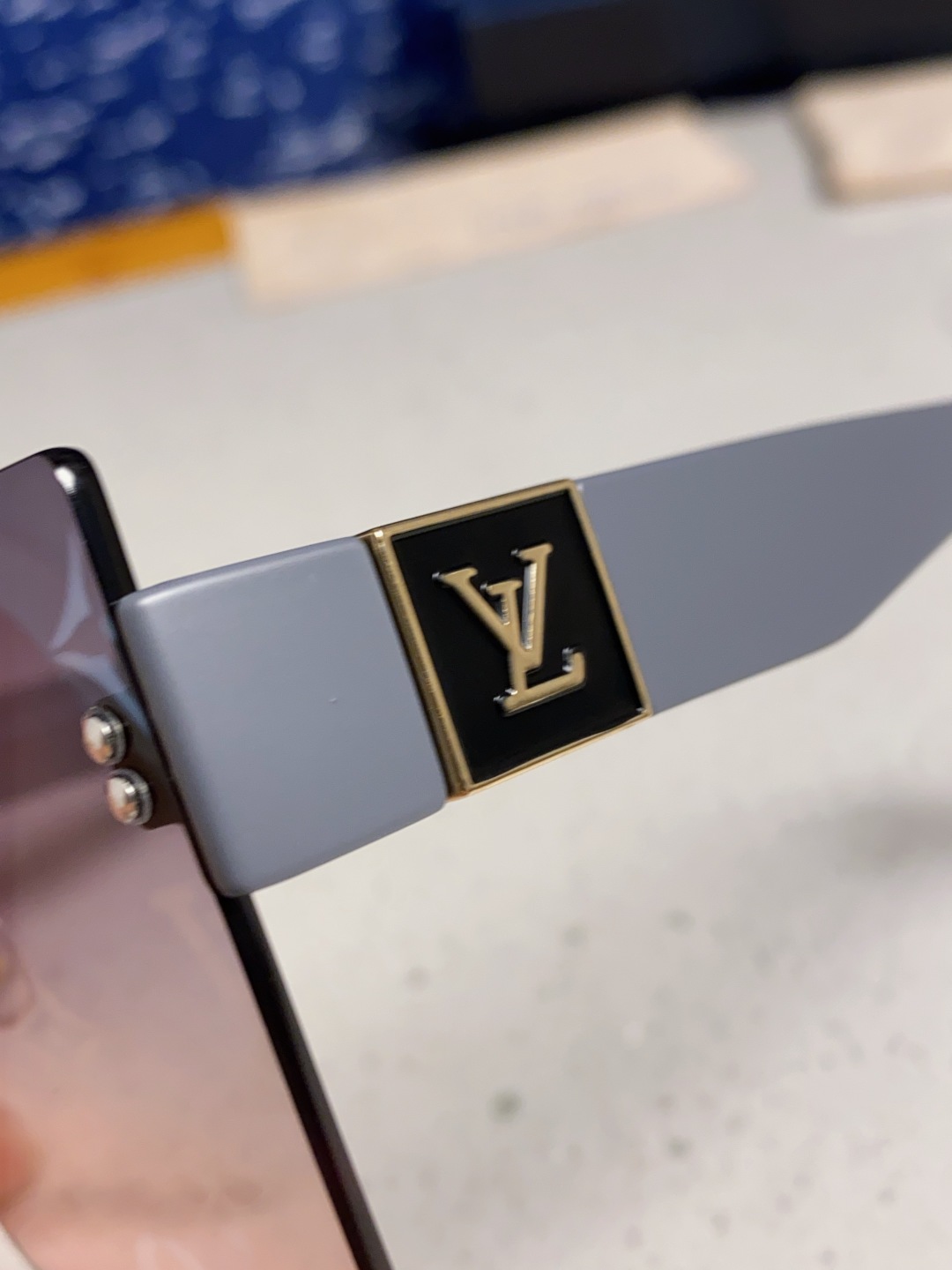 LouisVuittion路易威登 2025新款韩版时尚无框切边大框圆脸墨镜星空边网红防紫外线优雅方形太