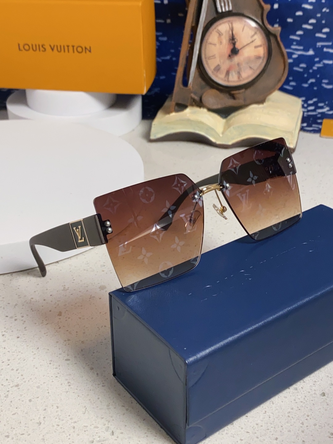 LouisVuittion路易威登 2025新款韩版时尚无框切边大框圆脸墨镜星空边网红防紫外线优雅方形太