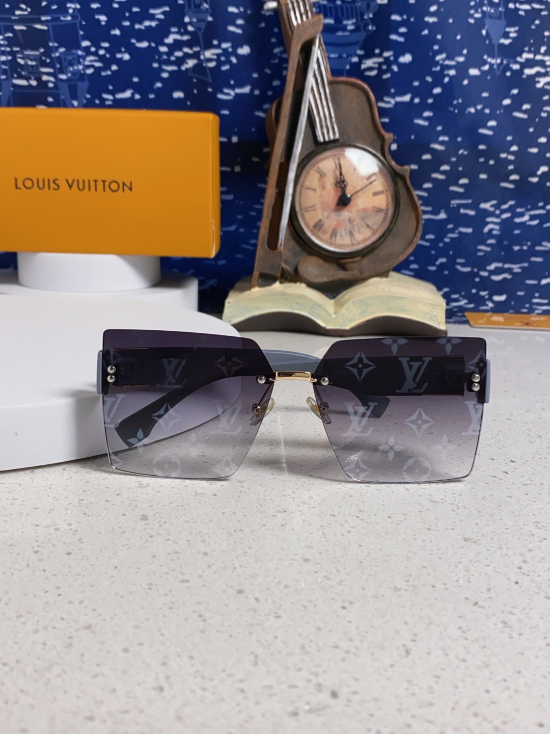 LouisVuittion路易威登 2025新款韩版时尚无框切边大框圆脸墨镜星空边网红防紫外线优雅方形太