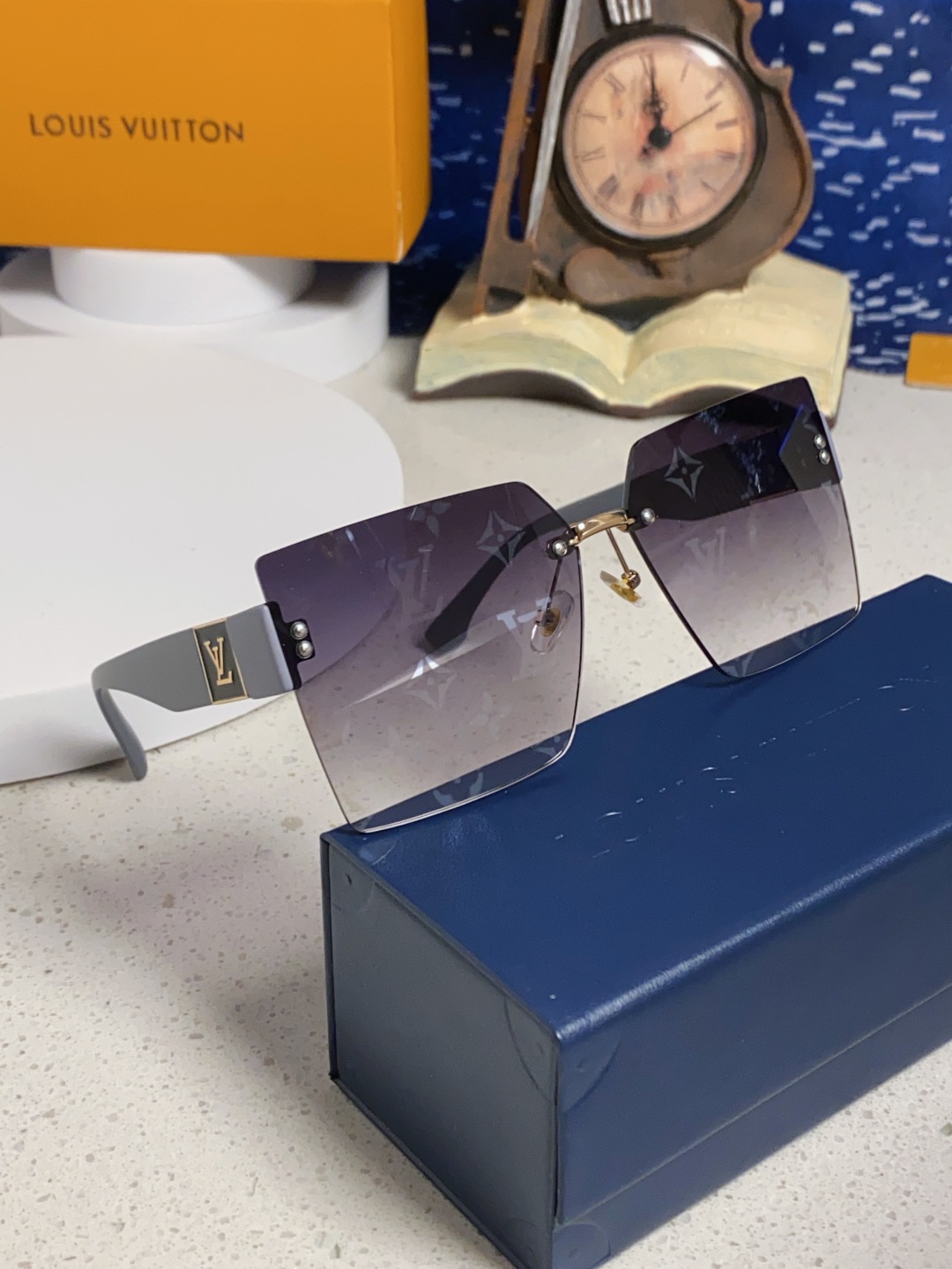 LouisVuittion路易威登 2025新款韩版时尚无框切边大框圆脸墨镜星空边网红防紫外线优雅方形太
