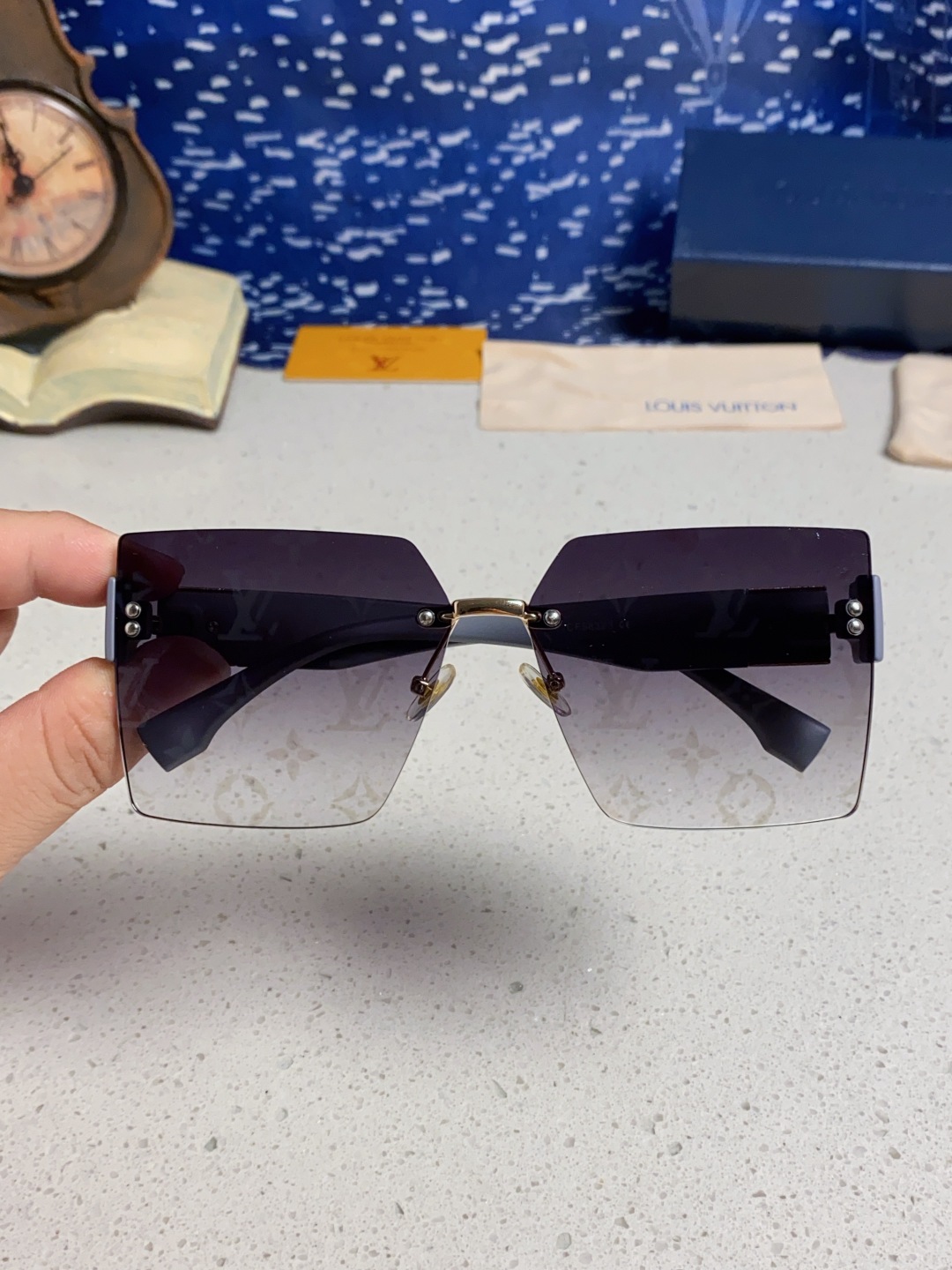 LouisVuittion路易威登 2025新款韩版时尚无框切边大框圆脸墨镜星空边网红防紫外线优雅方形太