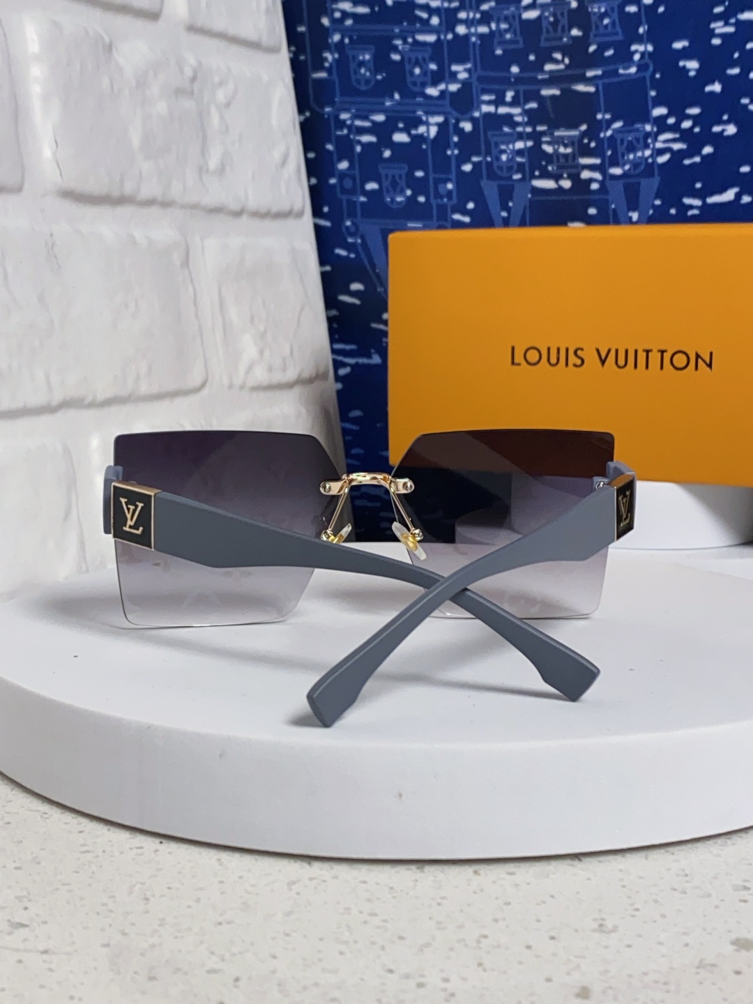 LouisVuittion路易威登 2025新款韩版时尚无框切边大框圆脸墨镜星空边网红防紫外线优雅方形太