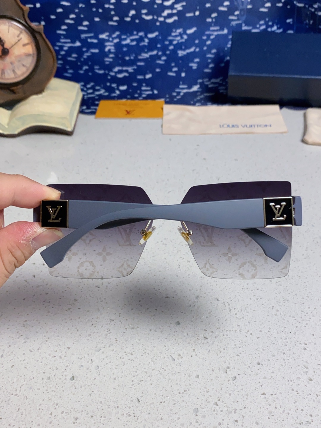 LouisVuittion路易威登 2025新款韩版时尚无框切边大框圆脸墨镜星空边网红防紫外线优雅方形太