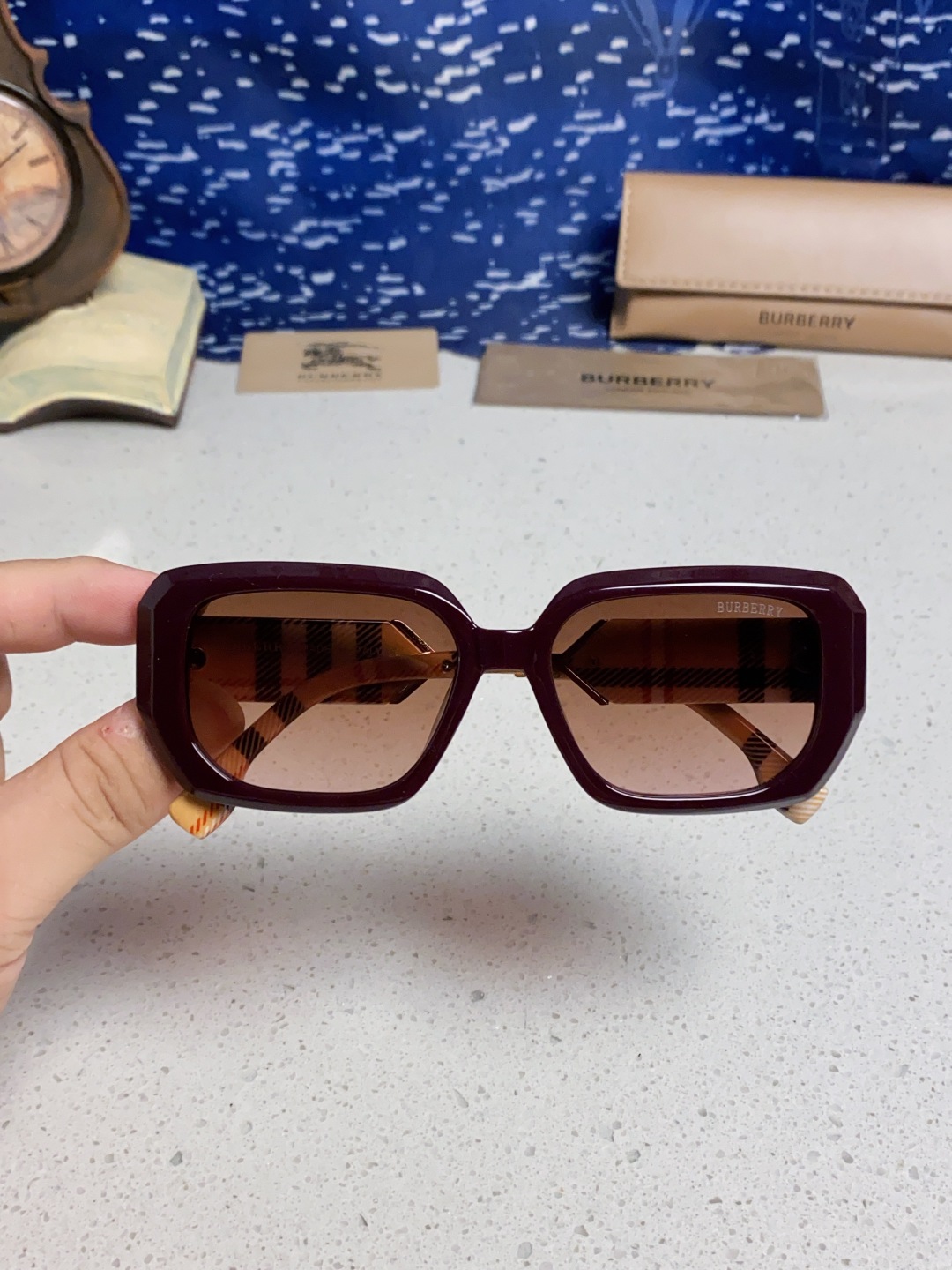 Burberry巴宝莉 2025新款扁框墨镜男款太阳镜潮流百搭遮阳神器防晒眼镜女士眼镜