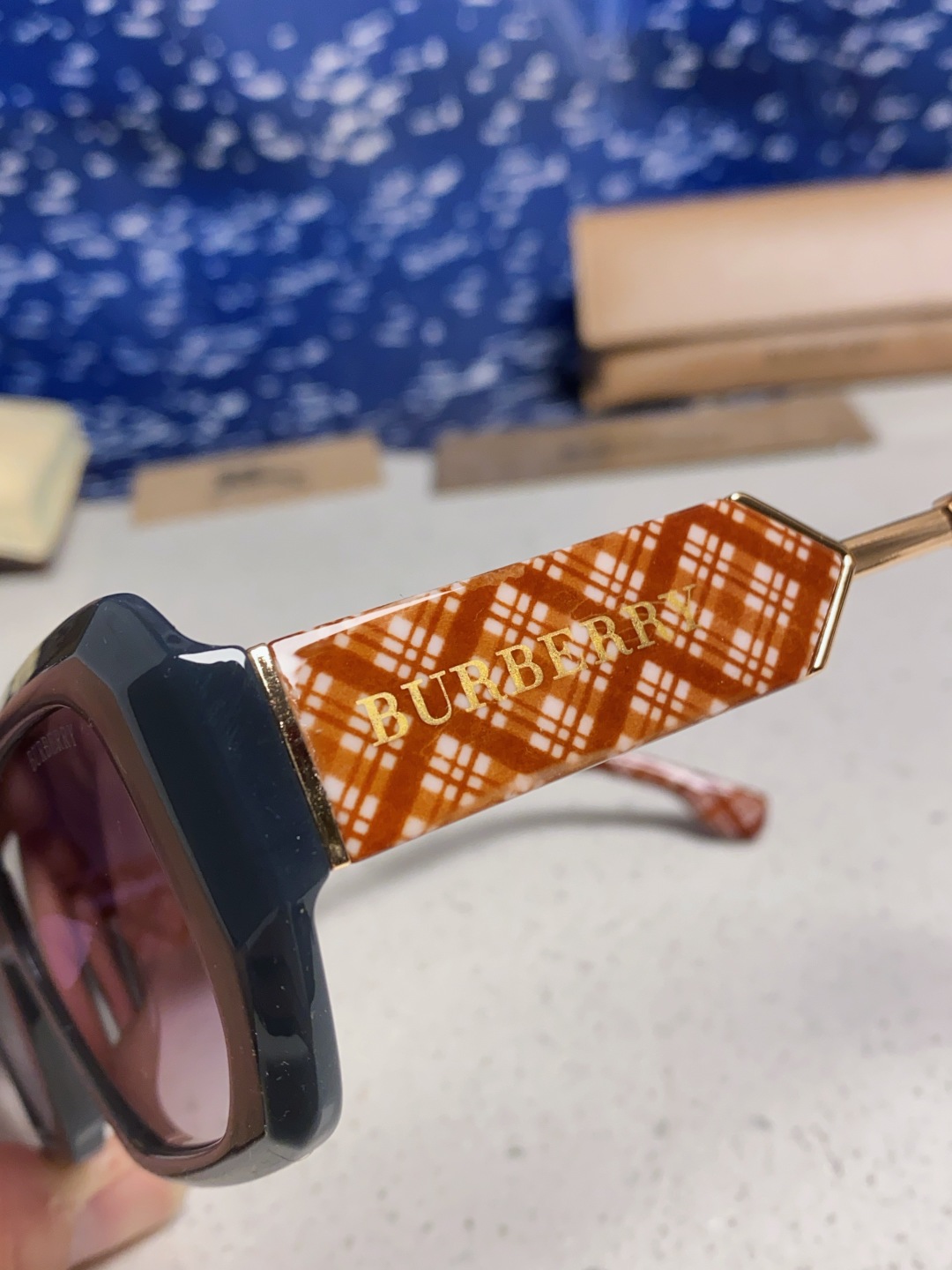 Burberry巴宝莉 2025新款扁框墨镜男款太阳镜潮流百搭遮阳神器防晒眼镜女士眼镜