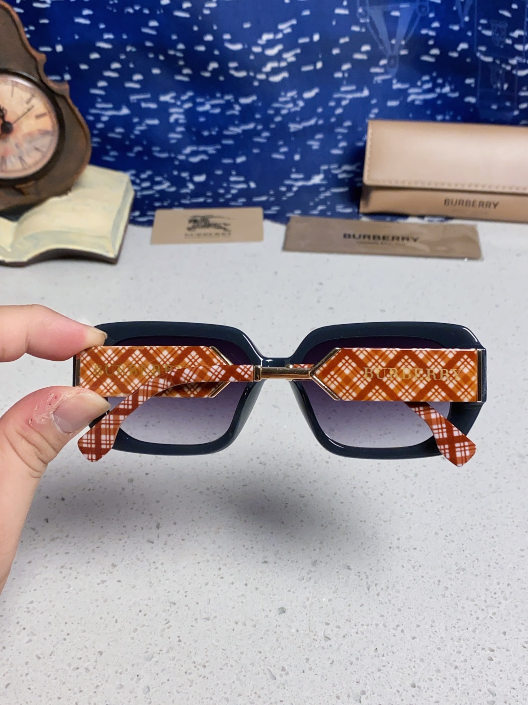 Burberry巴宝莉 2025新款扁框墨镜男款太阳镜潮流百搭遮阳神器防晒眼镜女士眼镜