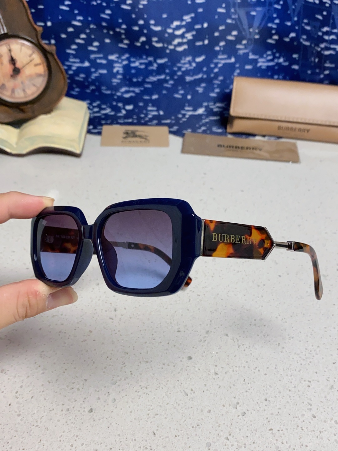 Burberry巴宝莉 2025新款扁框墨镜男款太阳镜潮流百搭遮阳神器防晒眼镜女士眼镜