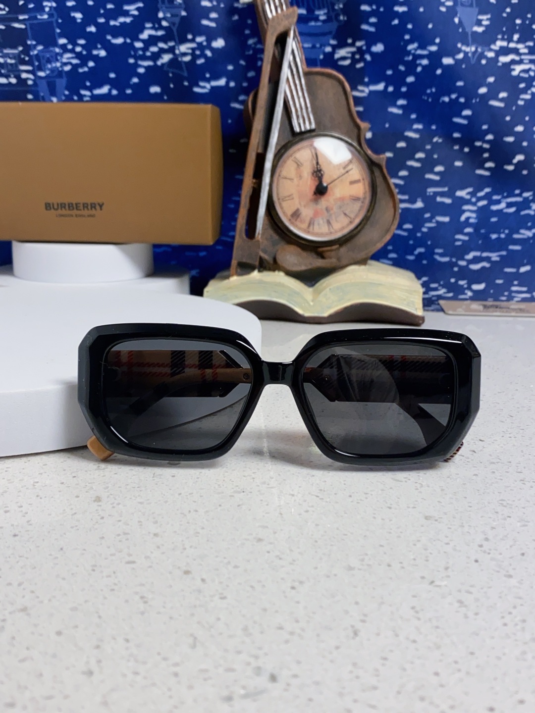 Burberry巴宝莉 2025新款扁框墨镜男款太阳镜潮流百搭遮阳神器防晒眼镜女士眼镜