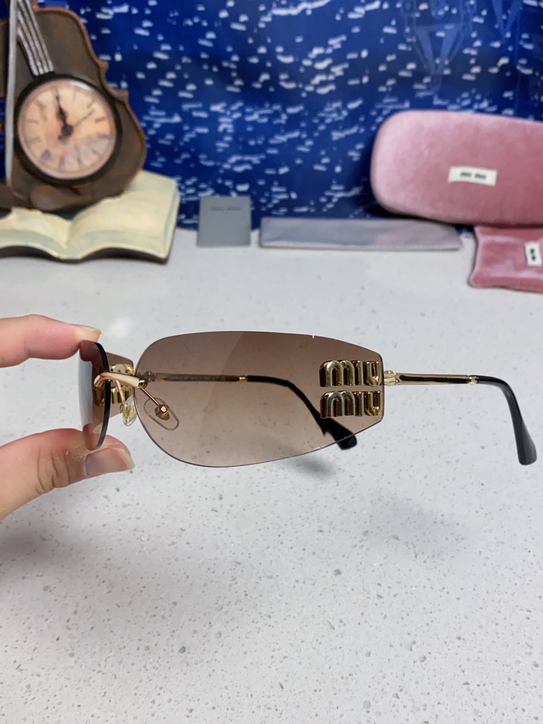 MiuMiu缪缪 张元英同款墨镜太阳镜张元英同款女大小姐千金风墨镜网红ins素颜 OMU A51S