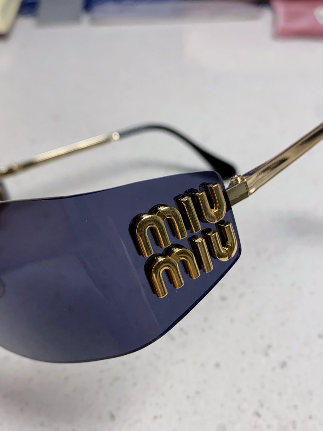 MiuMiu缪缪 张元英同款墨镜太阳镜张元英同款女大小姐千金风墨镜网红ins素颜 OMU A51S