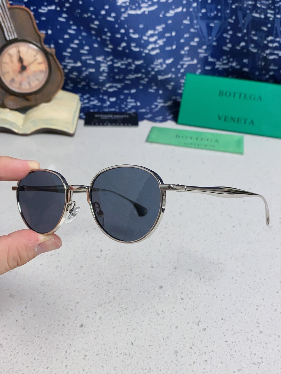 Bottega Veneta宝缇嘉 欧美时尚椭圆小框墨镜金属镜框跨境气质高级感轻奢太阳镜男女士眼镜 BV