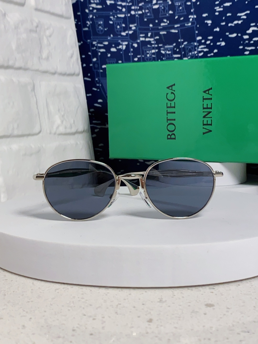 Bottega Veneta宝缇嘉 欧美时尚椭圆小框墨镜金属镜框跨境气质高级感轻奢太阳镜男女士眼镜 BV