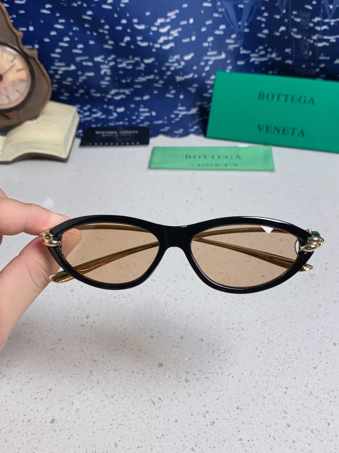 Bottega Veneta宝缇嘉 新款夏季女士镂空猫眼防晒太阳眼镜跨境欧美嘻哈搞怪绳结镜腿墨镜 BV1