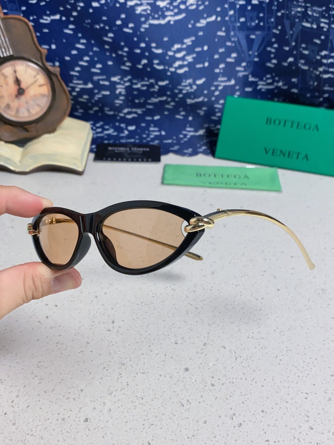 Bottega Veneta宝缇嘉 新款夏季女士镂空猫眼防晒太阳眼镜跨境欧美嘻哈搞怪绳结镜腿墨镜 BV1