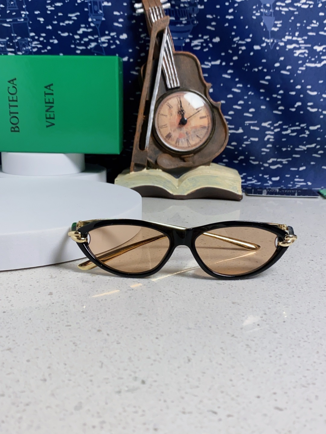 Bottega Veneta宝缇嘉 新款夏季女士镂空猫眼防晒太阳眼镜跨境欧美嘻哈搞怪绳结镜腿墨镜 BV1