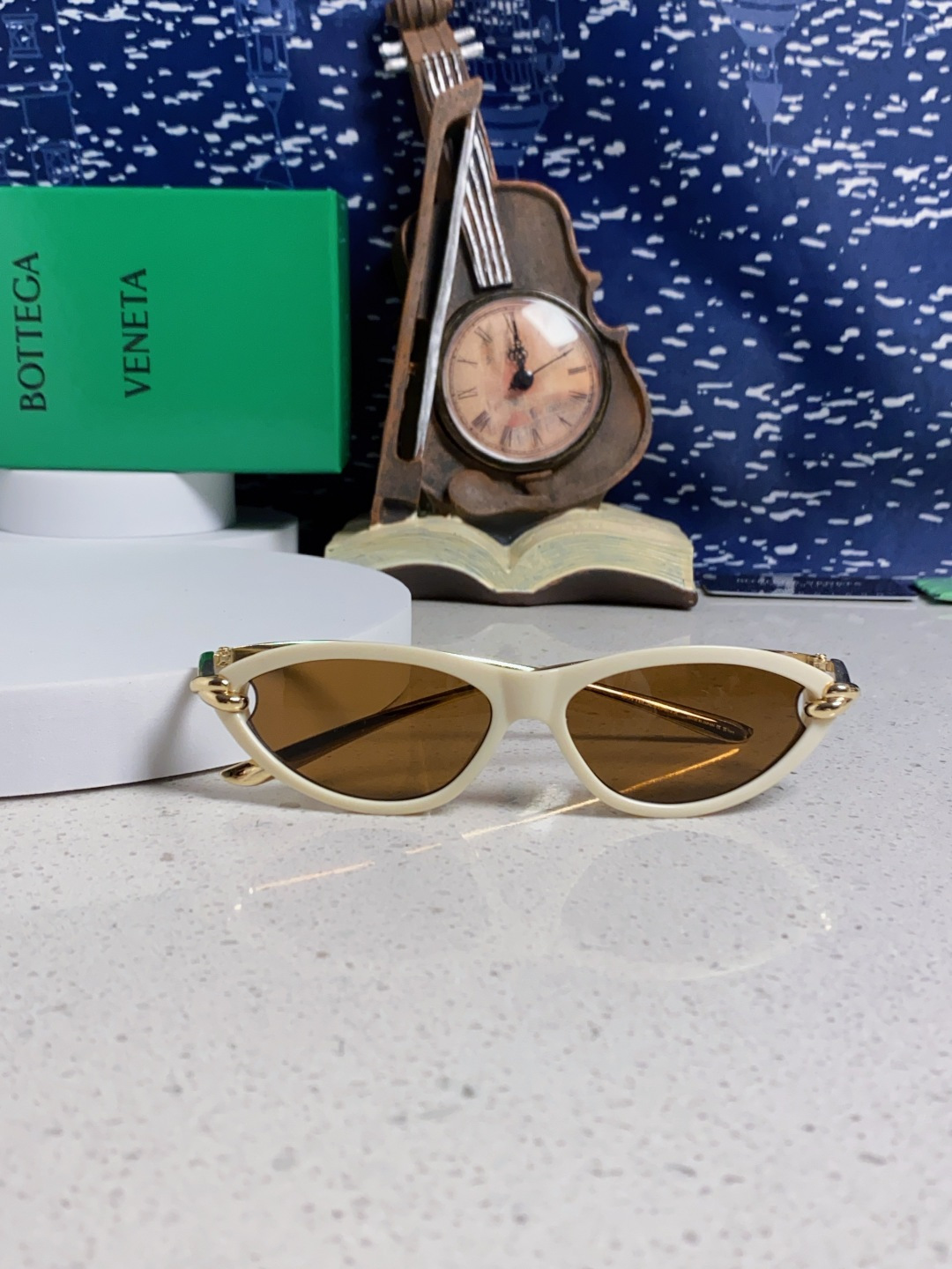 Bottega Veneta宝缇嘉 新款夏季女士镂空猫眼防晒太阳眼镜跨境欧美嘻哈搞怪绳结镜腿墨镜 BV1
