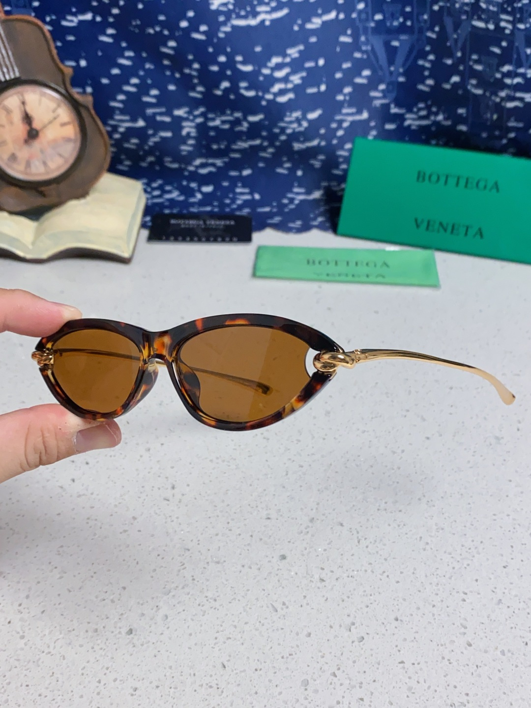 Bottega Veneta宝缇嘉 新款夏季女士镂空猫眼防晒太阳眼镜跨境欧美嘻哈搞怪绳结镜腿墨镜 BV1