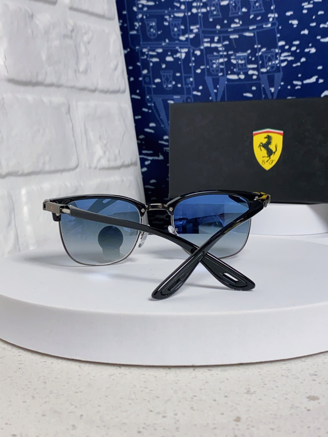 RayBan雷朋法拉利联名 2025新款 复古半框墨镜派对达人眉毛架太阳镜男女款 钢化玻璃镜片 情侣墨镜