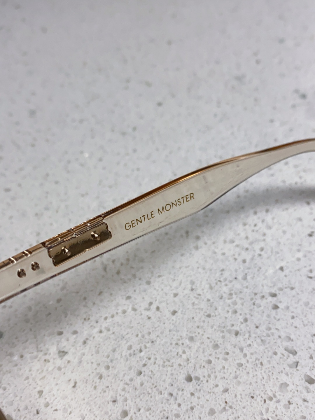 Gentle Moster(GM) 2025新款高级感凹造型方形大框太阳镜男时尚大脸防紫外线 型号：MO