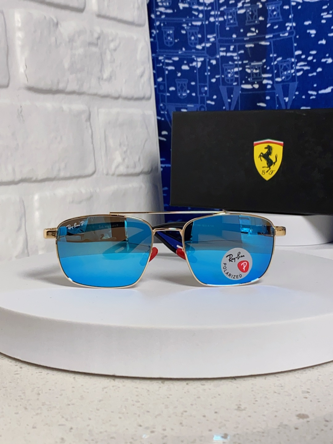 RayBa雷朋法拉利联名款 经典方形男士开车偏光太阳镜 RB3715M