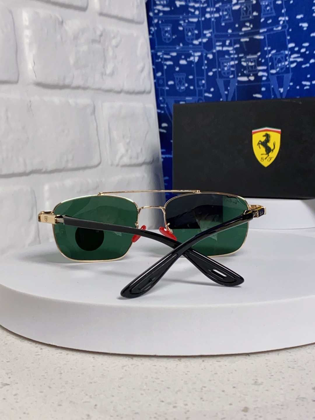 RayBa雷朋法拉利联名款 经典方形男士开车偏光太阳镜 RB3715M