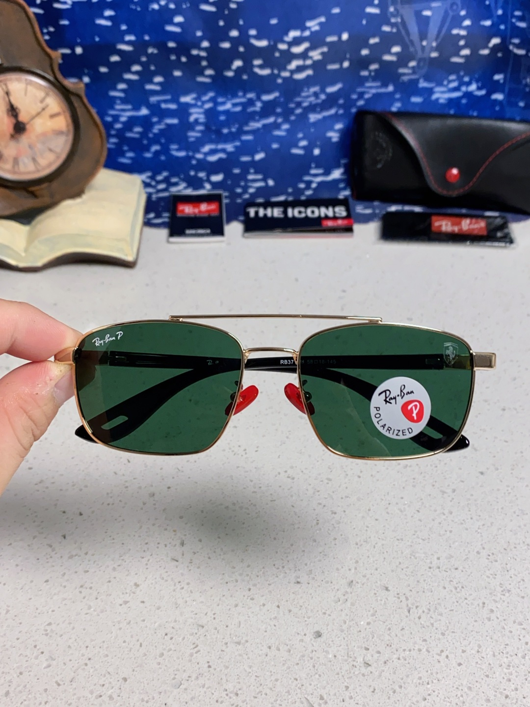 RayBa雷朋法拉利联名款 经典方形男士开车偏光太阳镜 RB3715M