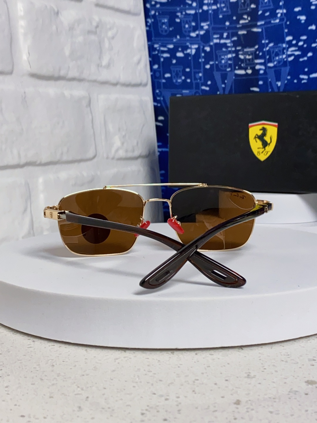 RayBa雷朋法拉利联名款 经典方形男士开车偏光太阳镜 RB3715M