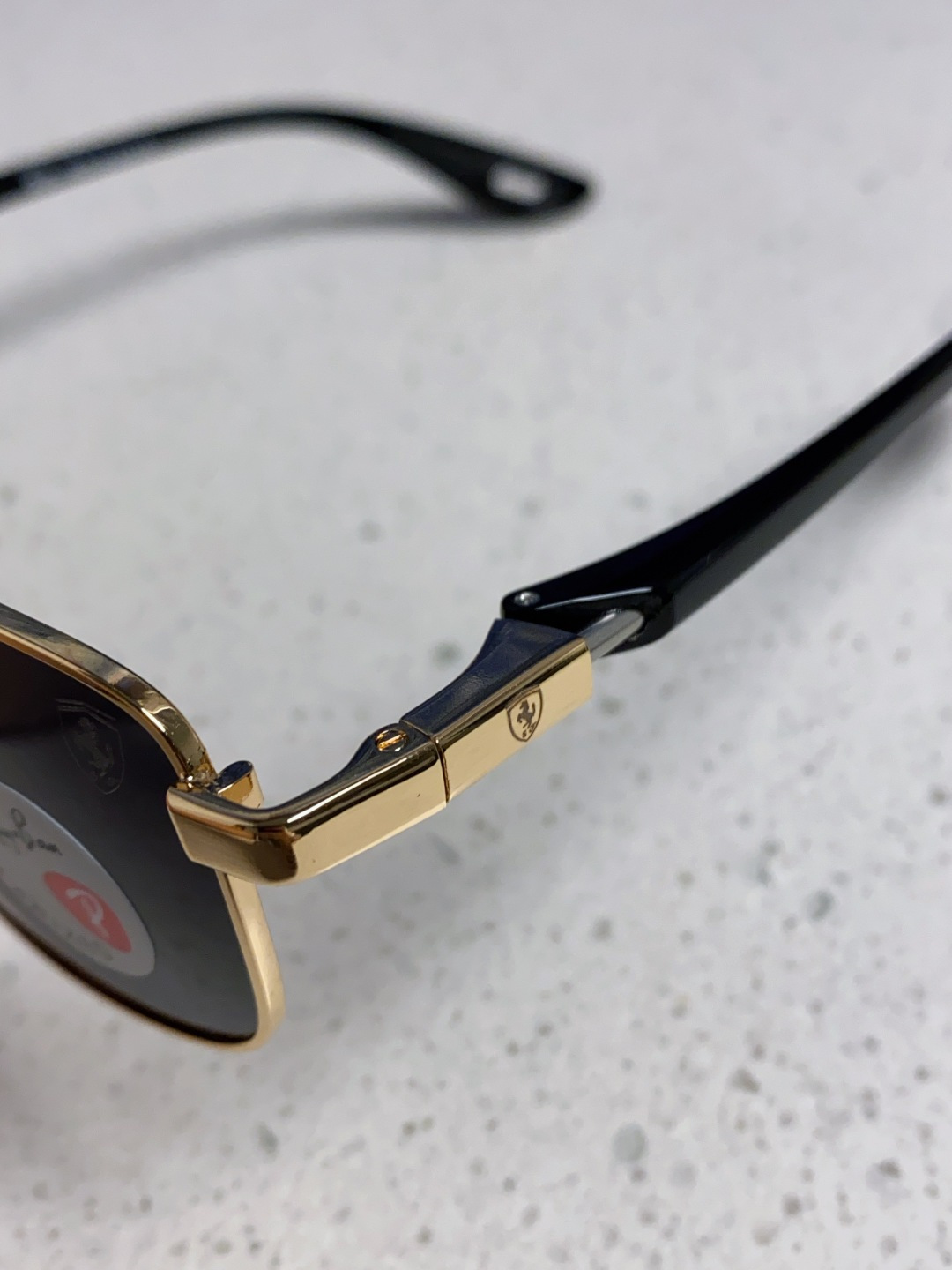 RayBa雷朋法拉利联名款 经典方形男士开车偏光太阳镜 RB3715M