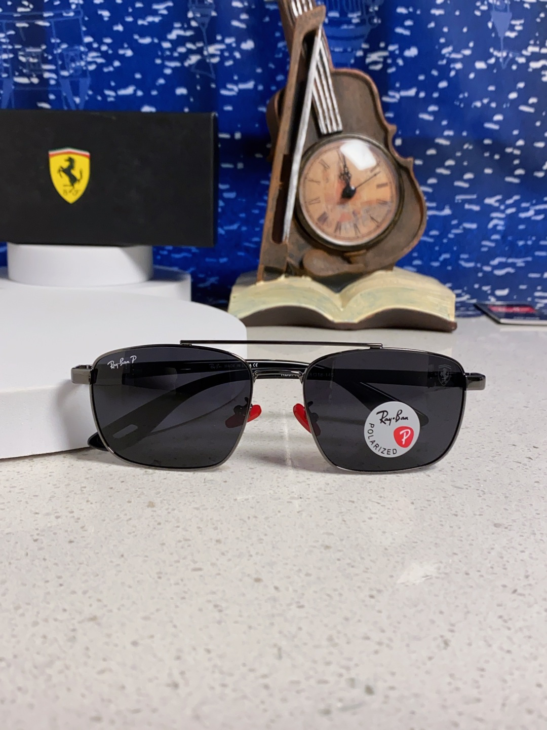 RayBa雷朋法拉利联名款 经典方形男士开车偏光太阳镜 RB3715M