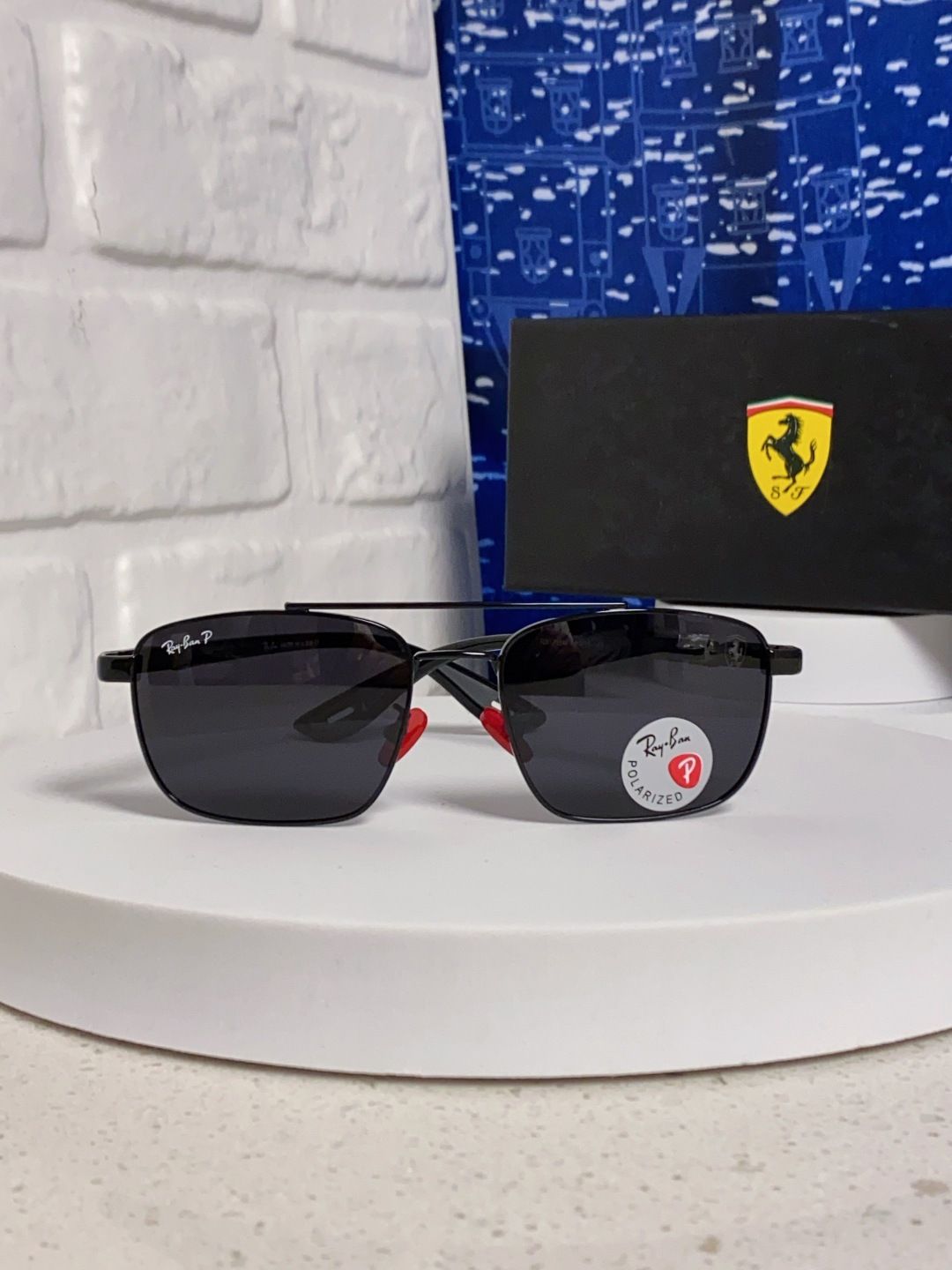 RayBa雷朋法拉利联名款 经典方形男士开车偏光太阳镜 RB3715M