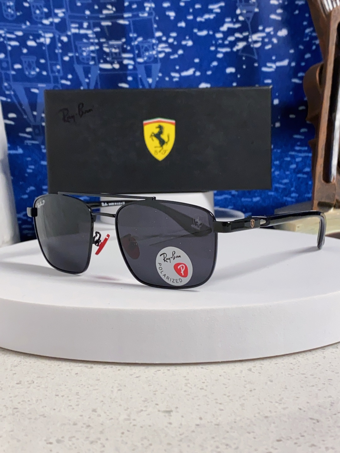 RayBa雷朋法拉利联名款 经典方形男士开车偏光太阳镜 RB3715M