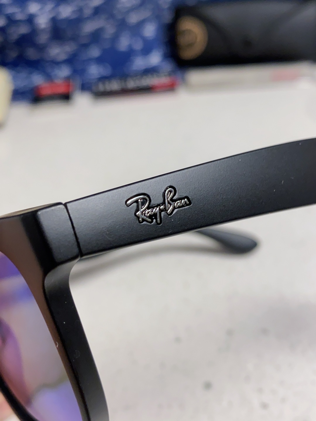 RayBan雷朋 2025时尚简约百搭太阳镜男女潮酷遮阳墨镜 RB2101