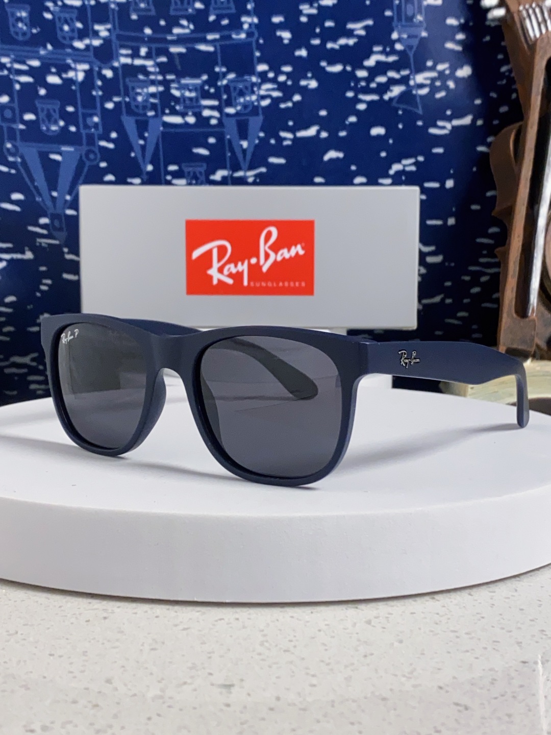 RayBan雷朋 2025时尚简约百搭太阳镜男女潮酷遮阳墨镜 RB2101
