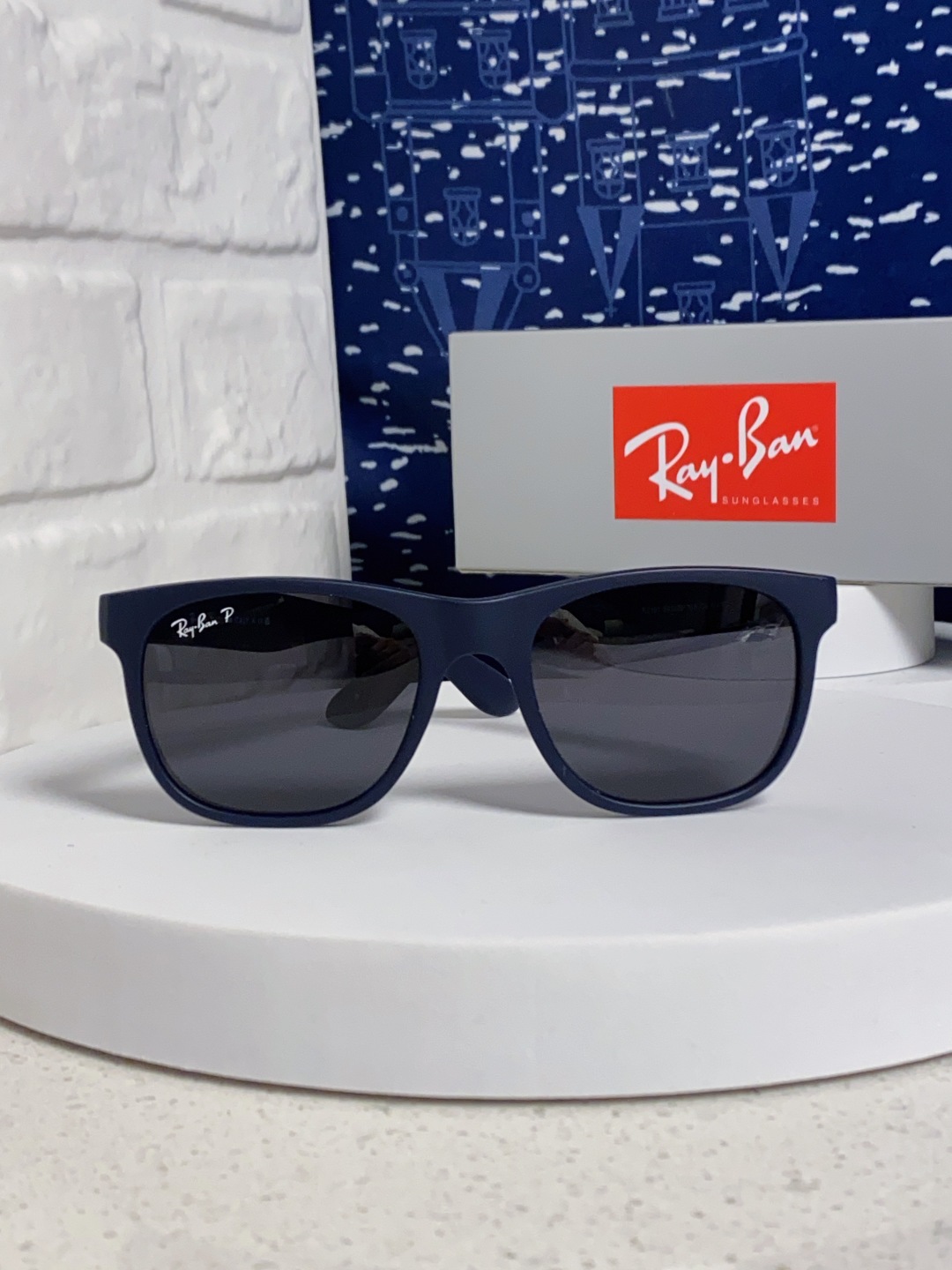 RayBan雷朋 2025时尚简约百搭太阳镜男女潮酷遮阳墨镜 RB2101