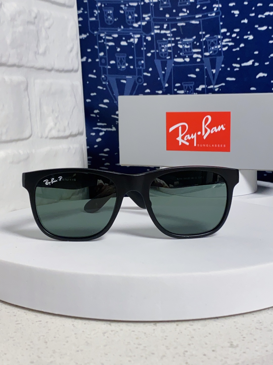 RayBan雷朋 2025时尚简约百搭太阳镜男女潮酷遮阳墨镜 RB2101