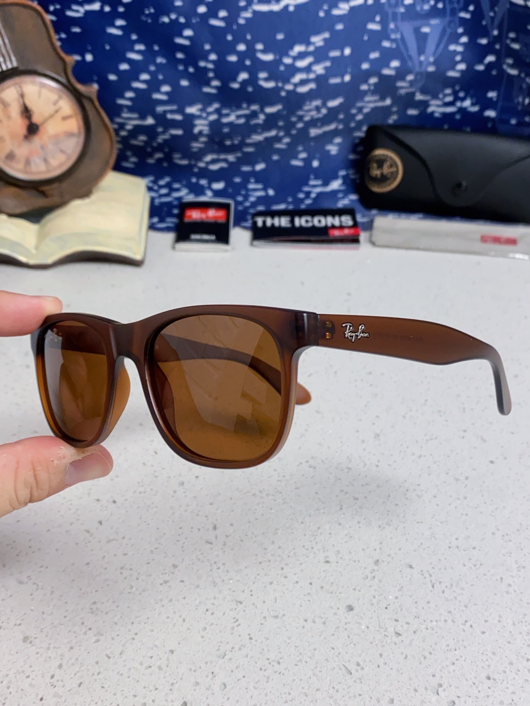 RayBan雷朋 2025时尚简约百搭太阳镜男女潮酷遮阳墨镜 RB2101