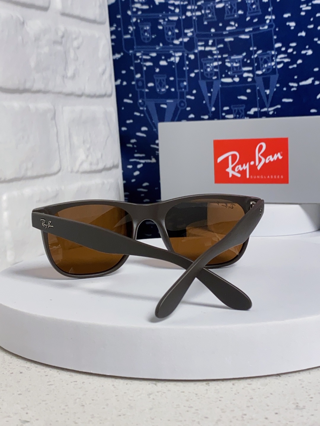 RayBan雷朋 2025时尚简约百搭太阳镜男女潮酷遮阳墨镜 RB2101