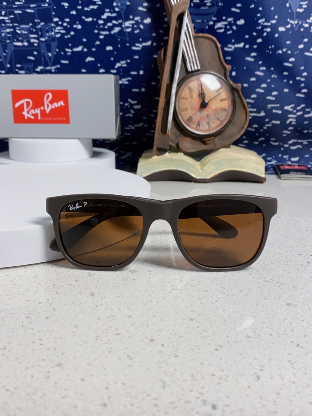RayBan雷朋 2025时尚简约百搭太阳镜男女潮酷遮阳墨镜 RB2101