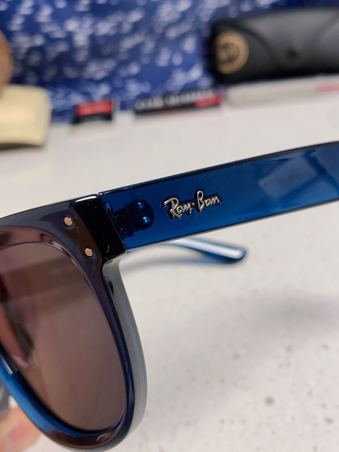 RayBan雷朋 2025新款 成毅同款REVERSE反转系列太阳镜复古方框男女情侣款简约黑框墨镜 RB