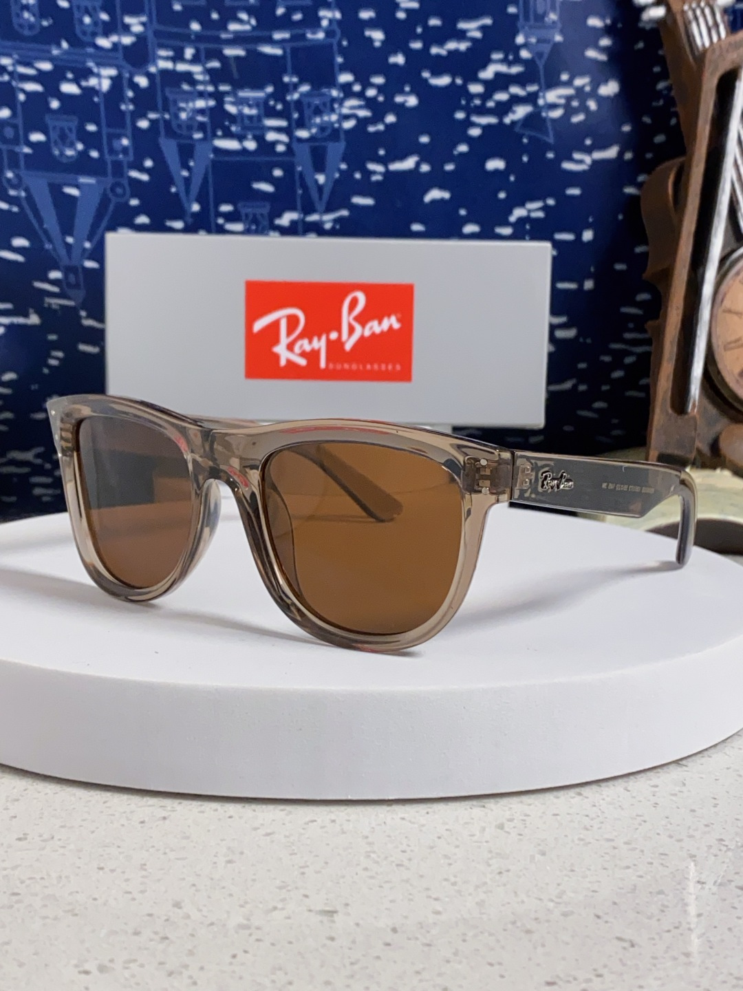 RayBan雷朋 2025新款 成毅同款REVERSE反转系列太阳镜复古方框男女情侣款简约黑框墨镜 RB