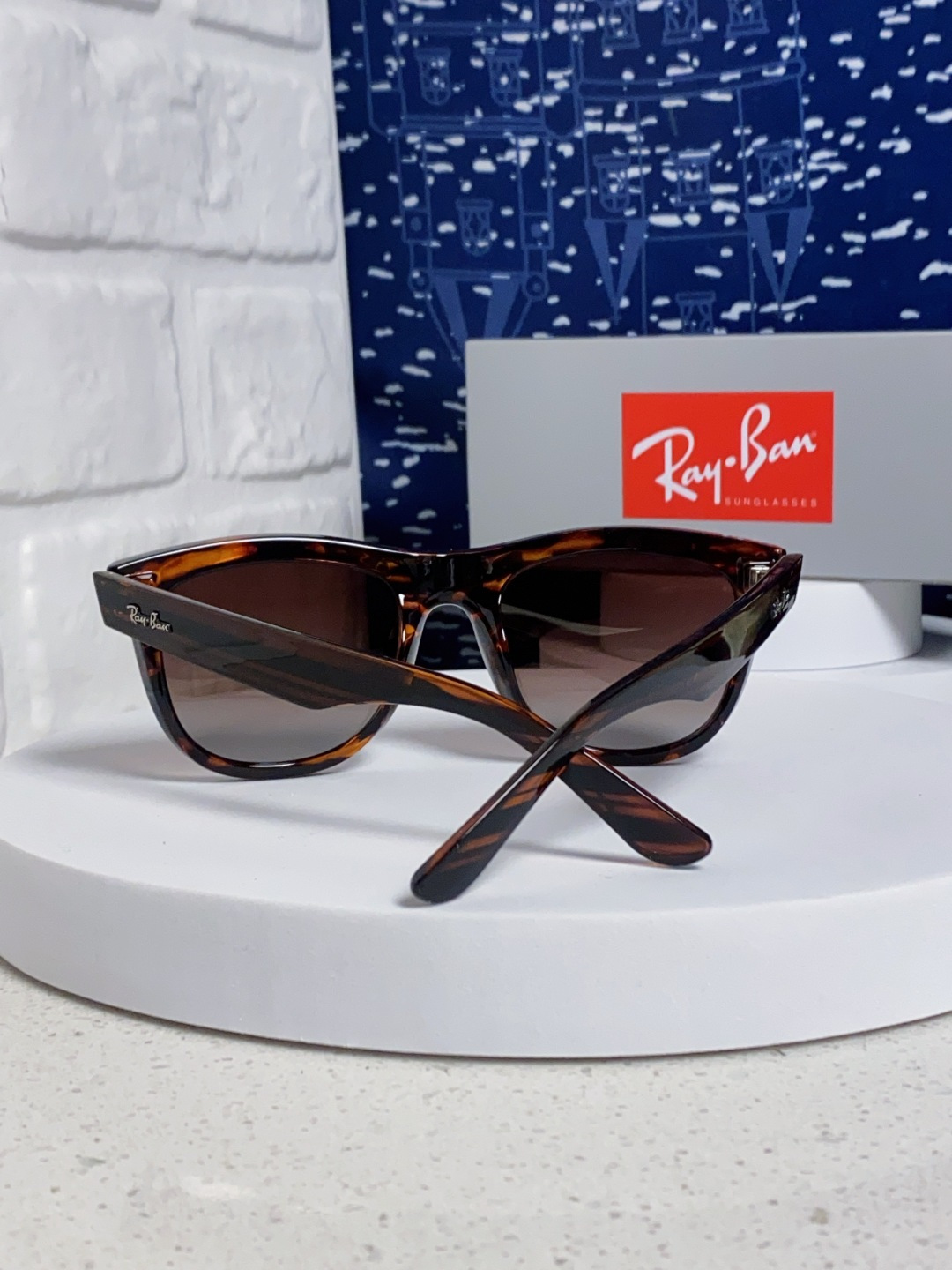 RayBan雷朋 2025新款 成毅同款REVERSE反转系列太阳镜复古方框男女情侣款简约黑框墨镜 RB