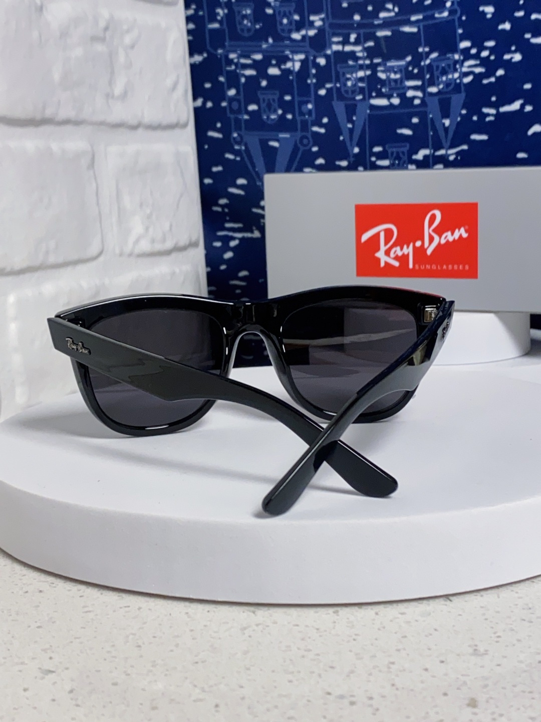 RayBan雷朋 2025新款 成毅同款REVERSE反转系列太阳镜复古方框男女情侣款简约黑框墨镜 RB