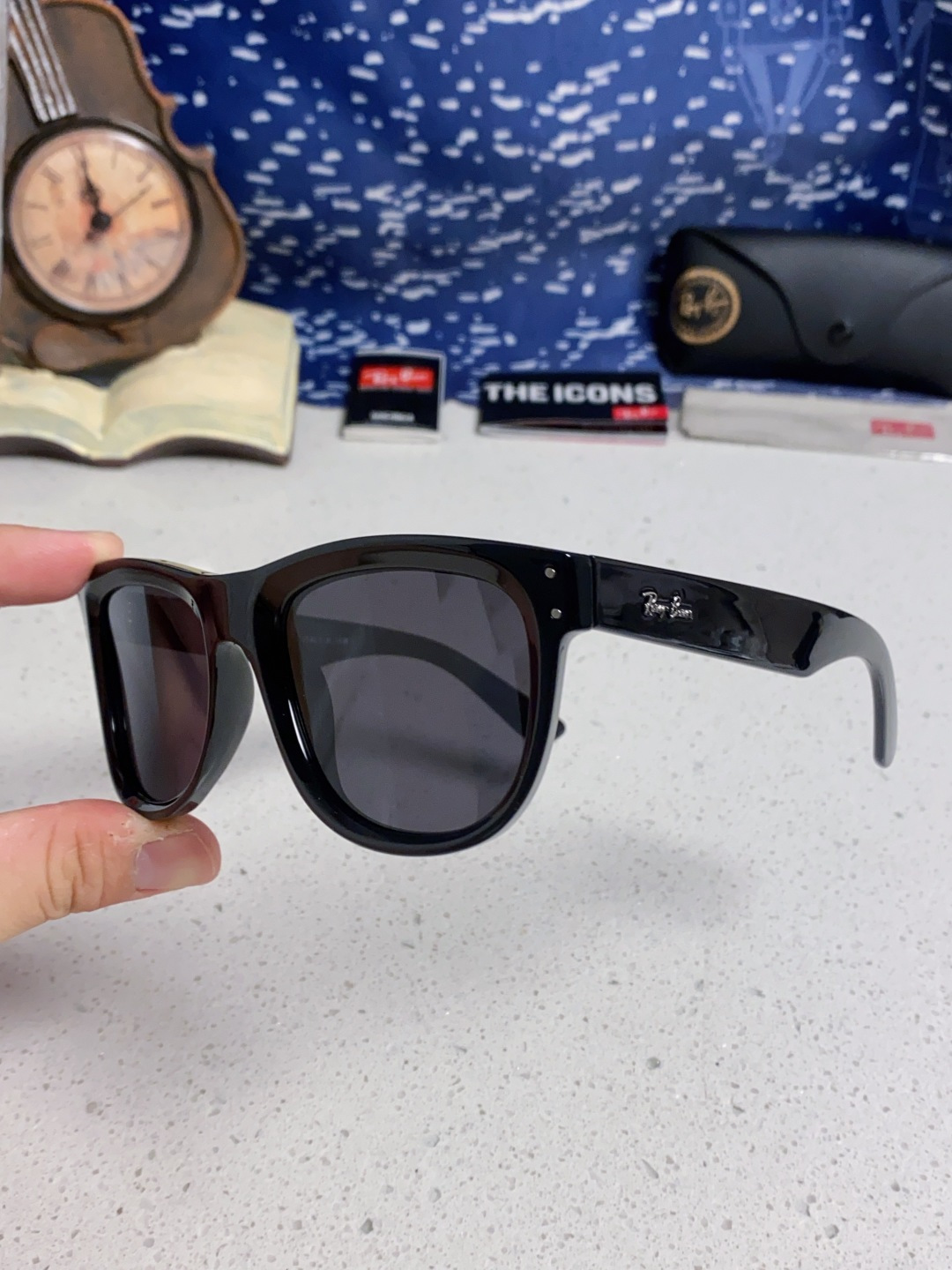 RayBan雷朋 2025新款 成毅同款REVERSE反转系列太阳镜复古方框男女情侣款简约黑框墨镜 RB