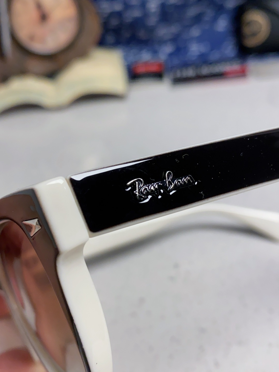 RayBan雷朋 2025新款经典方形中性太阳镜 RB0880