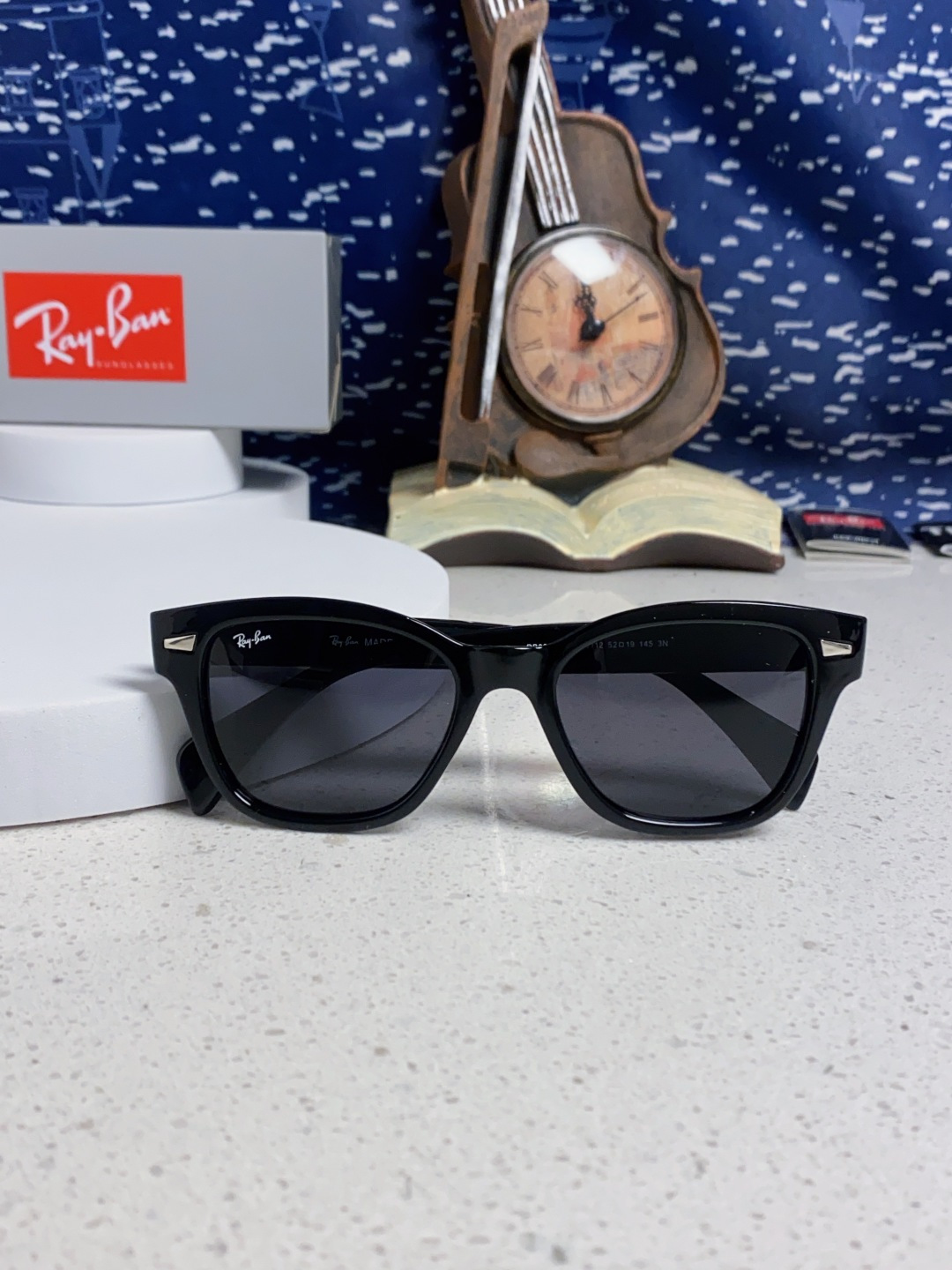 RayBan雷朋 2025新款经典方形中性太阳镜 RB0880
