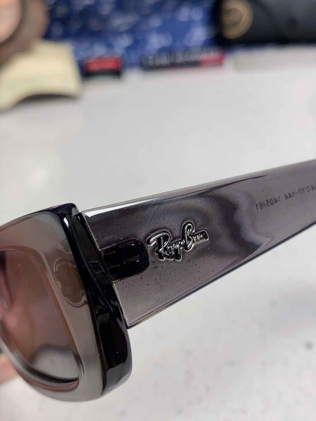 RayBan雷朋 2025新款窄框墨镜时尚太阳镜男女款方形开车眼镜 RB4425